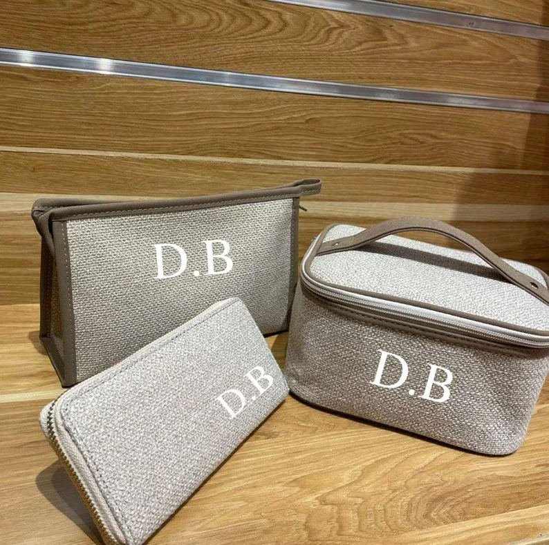 Borsa Tote in tela con monogramma a catena personalizzata borsa da spiaggia per aeroporto da viaggio per le vacanze regalo di addio al nubilato di compleanno regali per le damigelle d'onore della sposa per lei