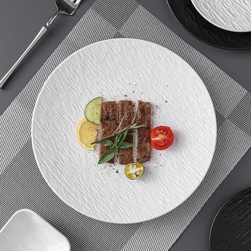 Black Dish Ceramic Plate Disc White Western Restaurant Tableware Barbecue Grilled Meat Serving Plate Ceramic Frosted Steak Plate