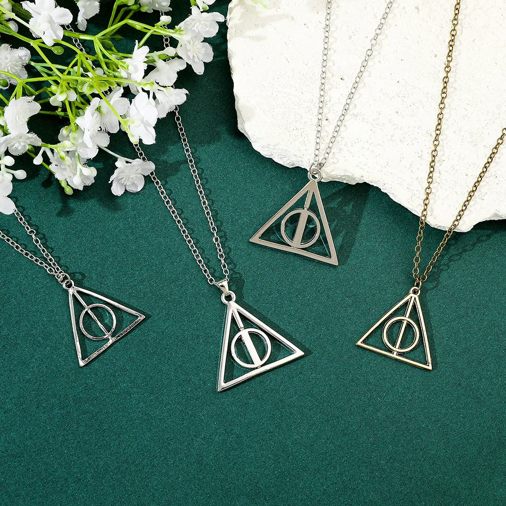 Модное-металлическое-ожерелье-с-вращающимся-треугольником-в-стиле-Хоркруксов-креативный-кулон-с-кинотематикой-аксессуар-подарок-для-женщин-и-мужчин