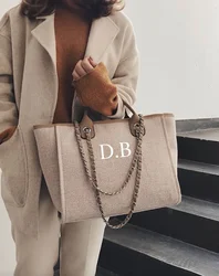 Borsa Tote in tela con monogramma a catena personalizzata borsa da spiaggia per aeroporto da viaggio per le vacanze regalo di addio al nubilato di compleanno regali per le damigelle d'onore della sposa per lei