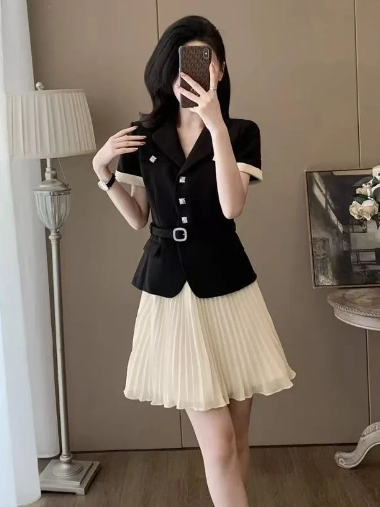 Pleated Skirt Female Outfits Vintage Clothing Trend 2025 Vacation Full Festival New In The Same Sets Women's Two Suits Piece Set