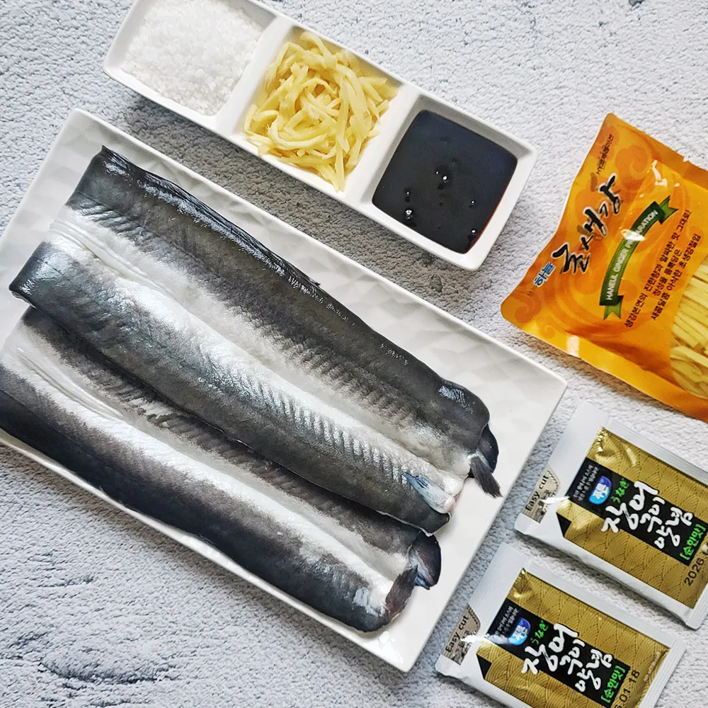 Eel Master - Korean Domestic Japonica Freshwater Eel 1kg (700g Processed) + Free Gift (Shredded Ginger + 2 Seasoning Sauce Packs)