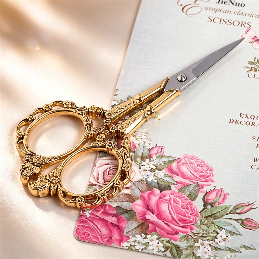 Retro Cuticle Scissors, Stainless Steel Precision Nail Art Scissors Vintage Curved Manicure Shears for Nail Salon Cuticle Trimmi