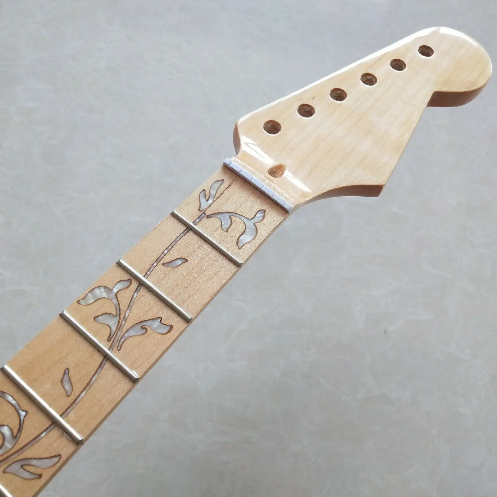 

DIY Maple Electric Guitar Neck Parts 24 fret 25.5" Maple Fretboard Tree Inlay