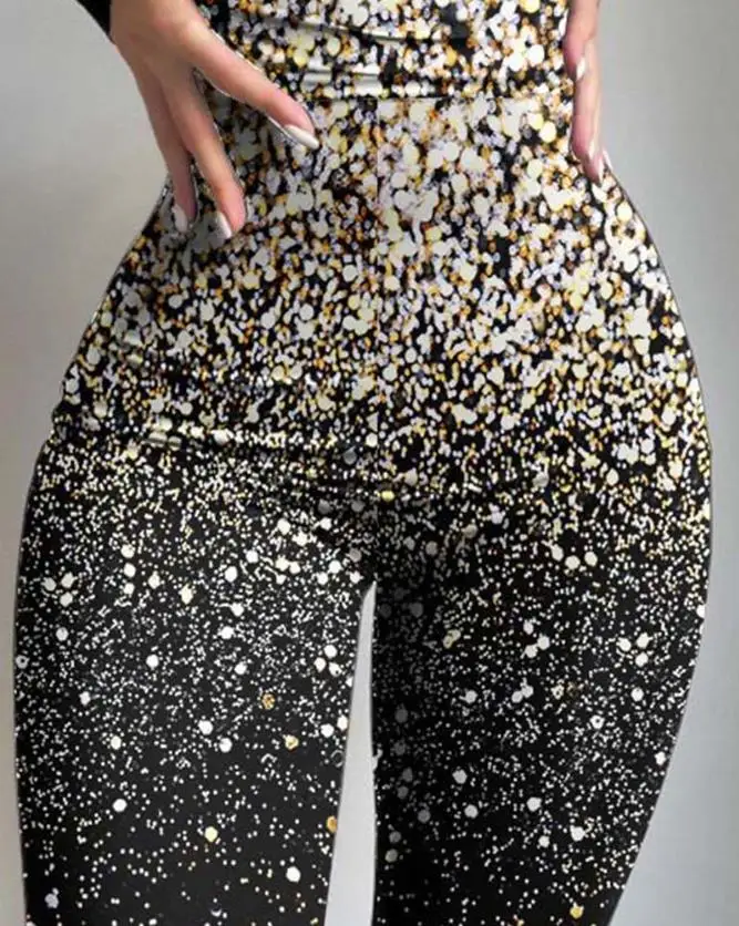 Macacão Feminino Ajustado com Decote em V Profundo, Manga Longa, Silhueta e Corte que Realça a Silhueta