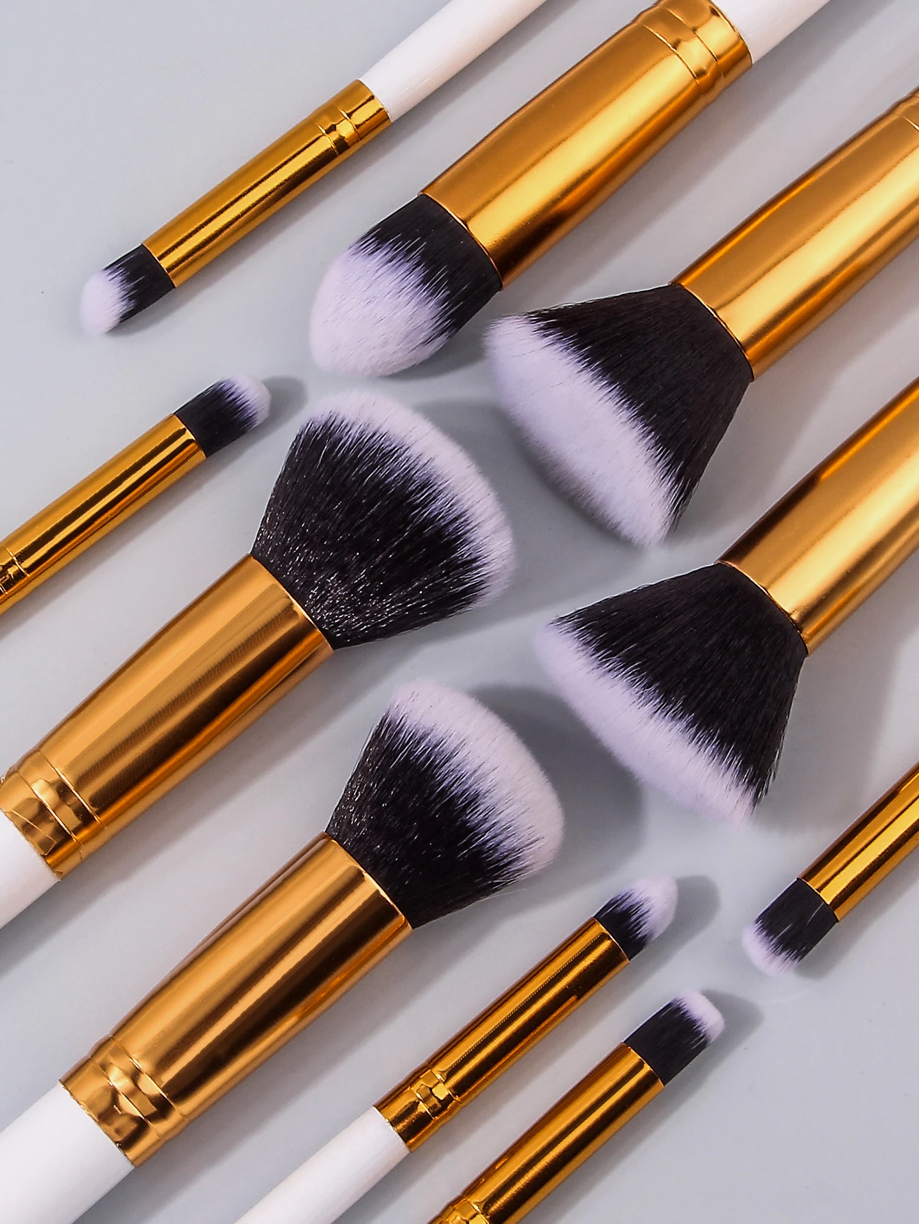 Juego de brochas de maquillaje con cubo de almacenamiento de gran capacidad, juego de brochas de maquillaje de nivel profesional para principiantes, bolsa de PU, 11 Uds.