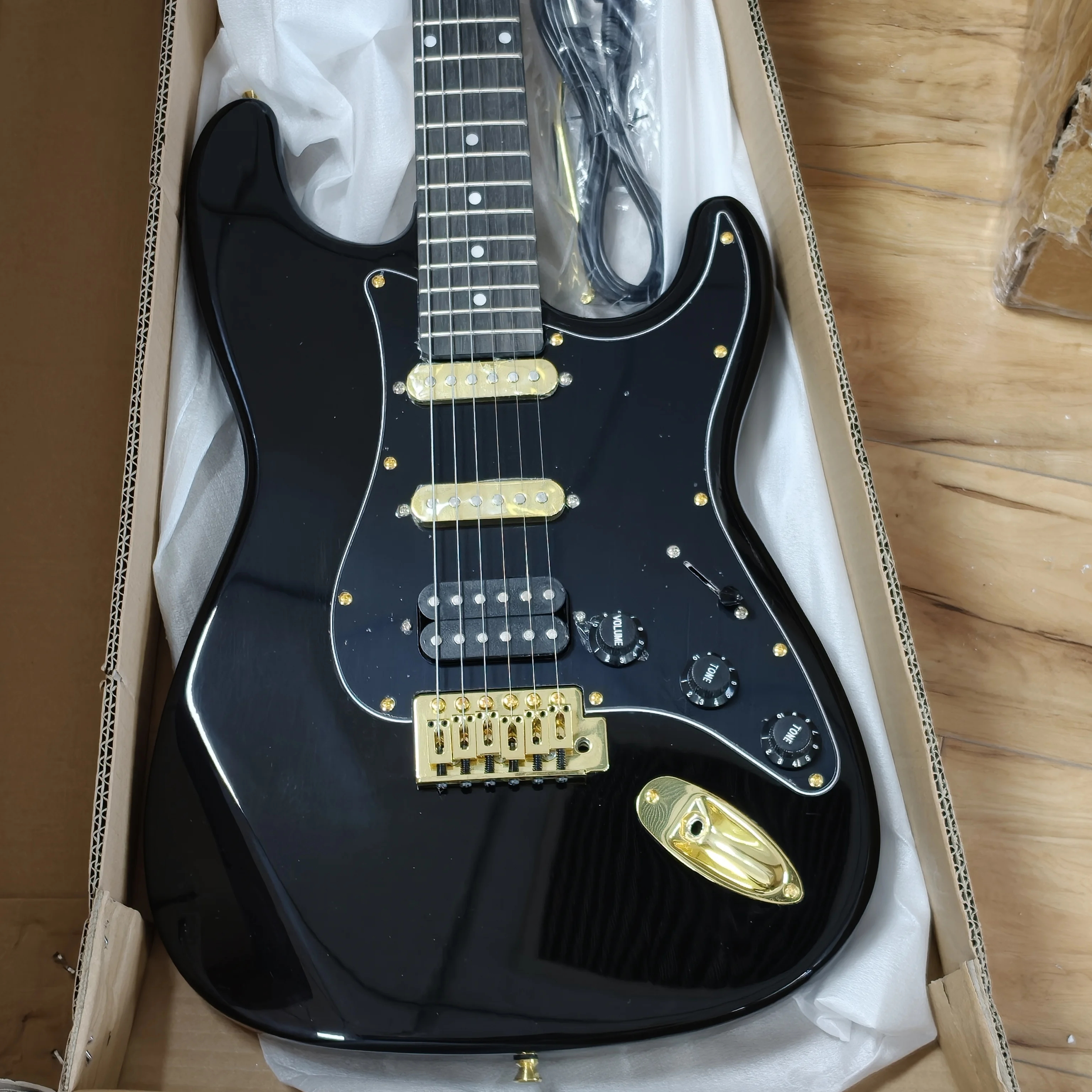 In Stock HSS Electric Guitar Gloss Black Solid Body Gold Hardware Black Pickguard Single‑Double‑Single Pickups