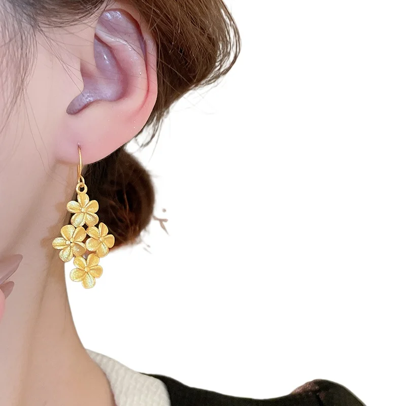 

*New Chinese style retro flower tassel earrings, 2024 new popular high-end feeling