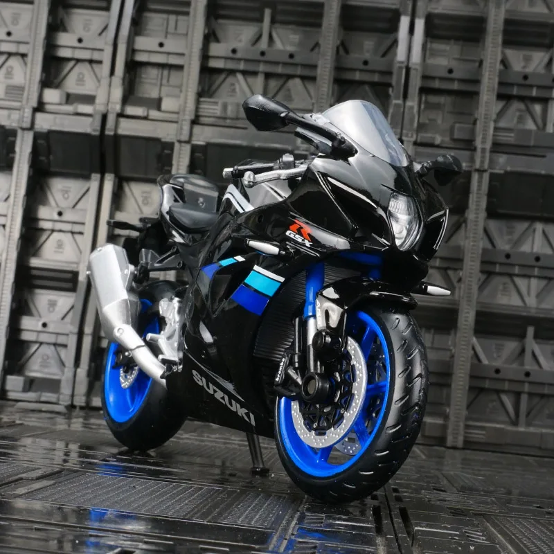 CCA 1:12 simulation Suzuki GSX-R1000 Alloy Motorcycle Model rich in details suitable for collection and can be given as a gift