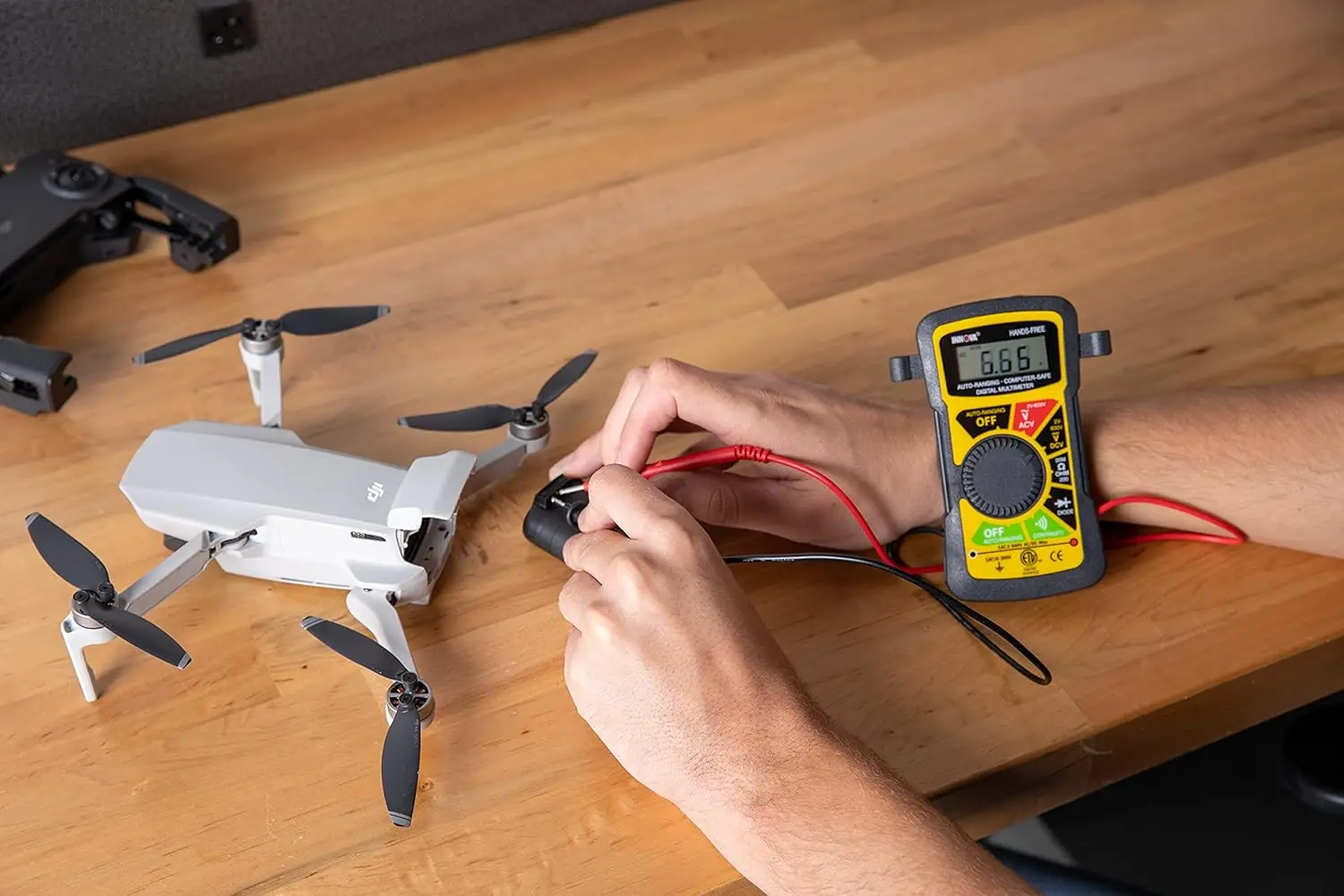 Цифровой мультиметр 3300, черный