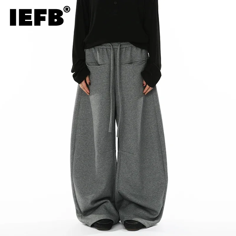Why Strawstring Pants Are the Ultimate Casual Wear for Men in 2024