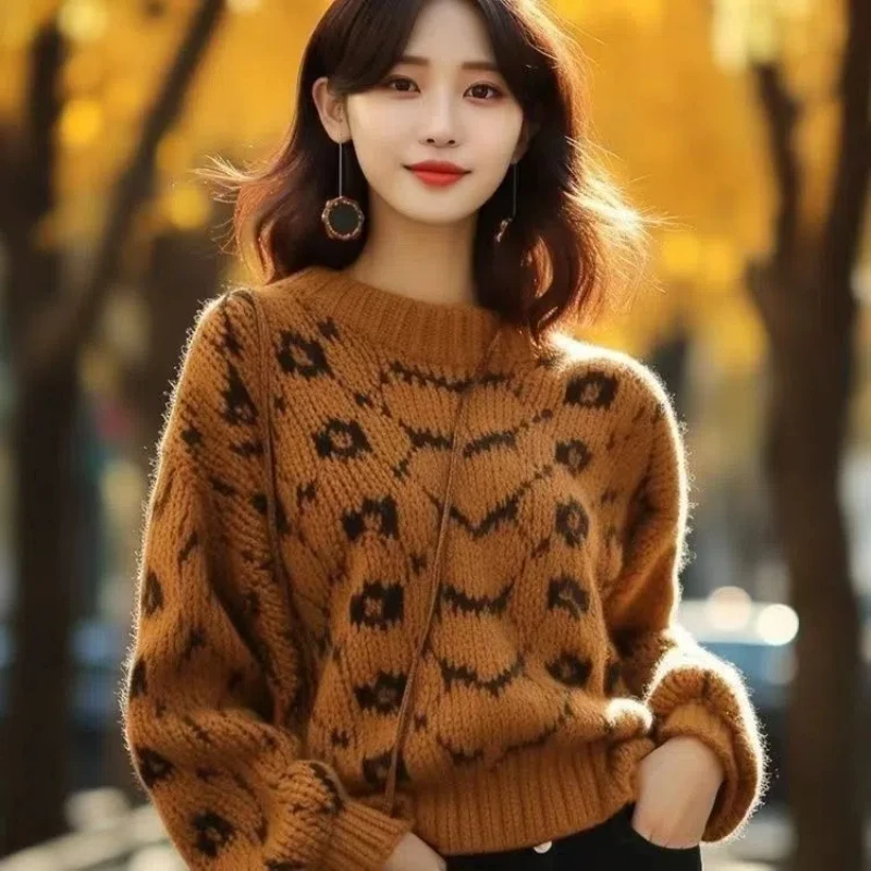 Caramel Colored Thick Thread Sweater for Women Lazy and Loose Knit Small Fragrant Style Pullover Top