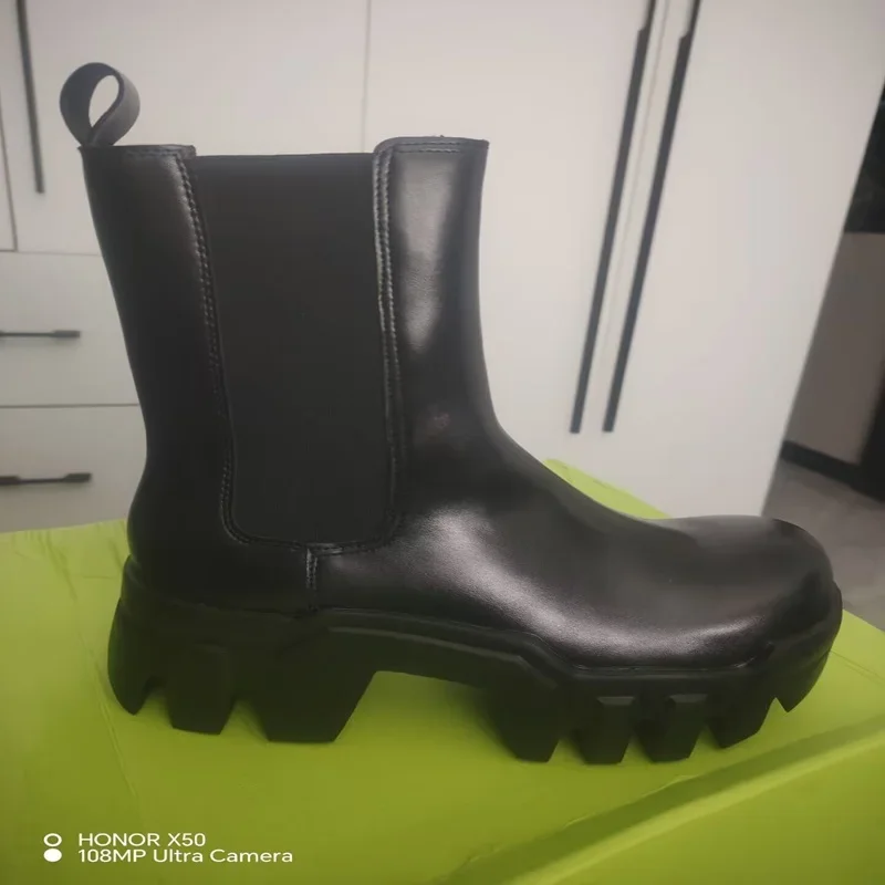 2025 Height Increase 8cm High-top Bulldozer Men's Platform Chelsea Boots Round Head Women's Locomotive Motorcycle Shoes Black