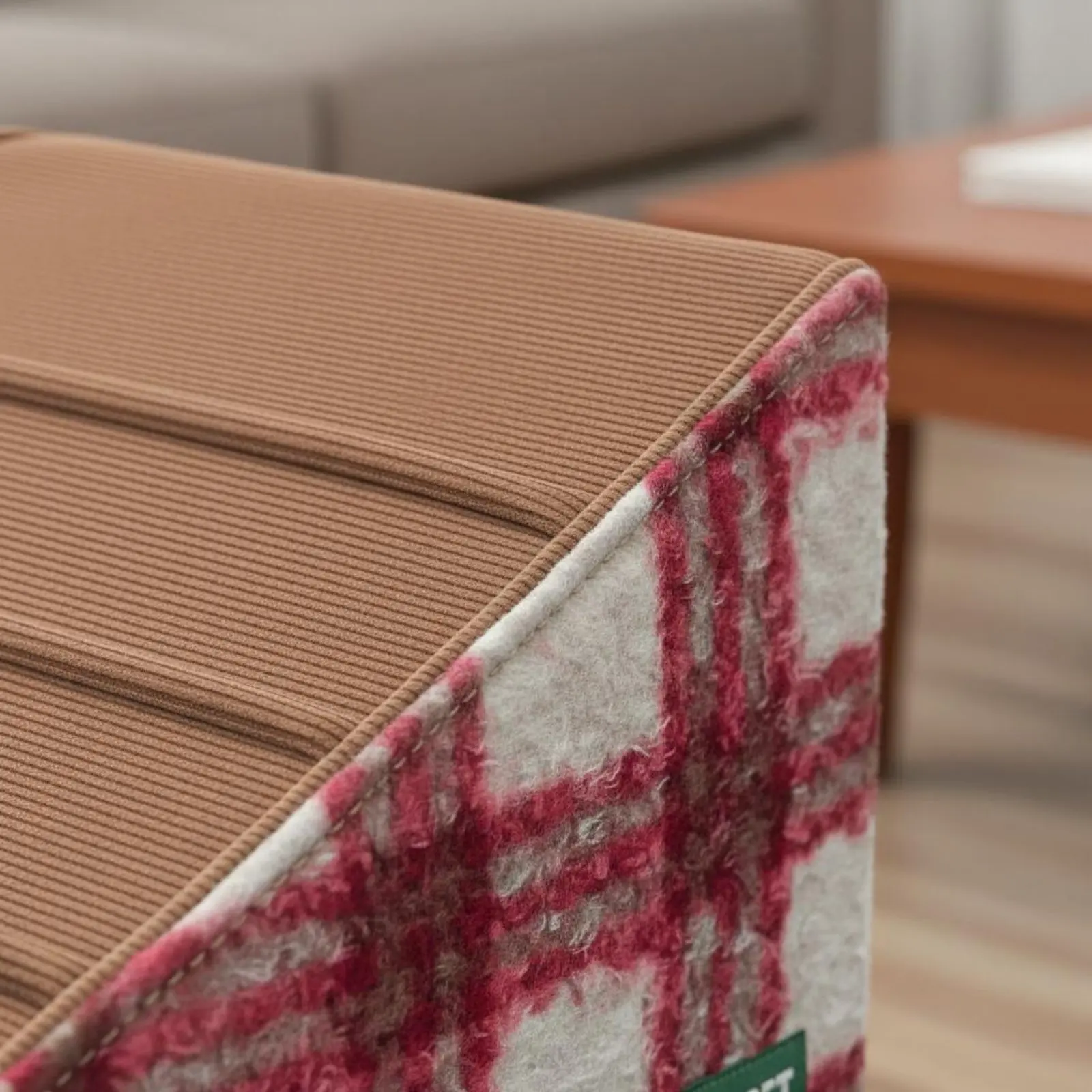 

Лестница для собак с моющимся чехлом, высокие ступеньки для кровати, нескользящая основа, пандус для кошек, защита лап для пожилых животных