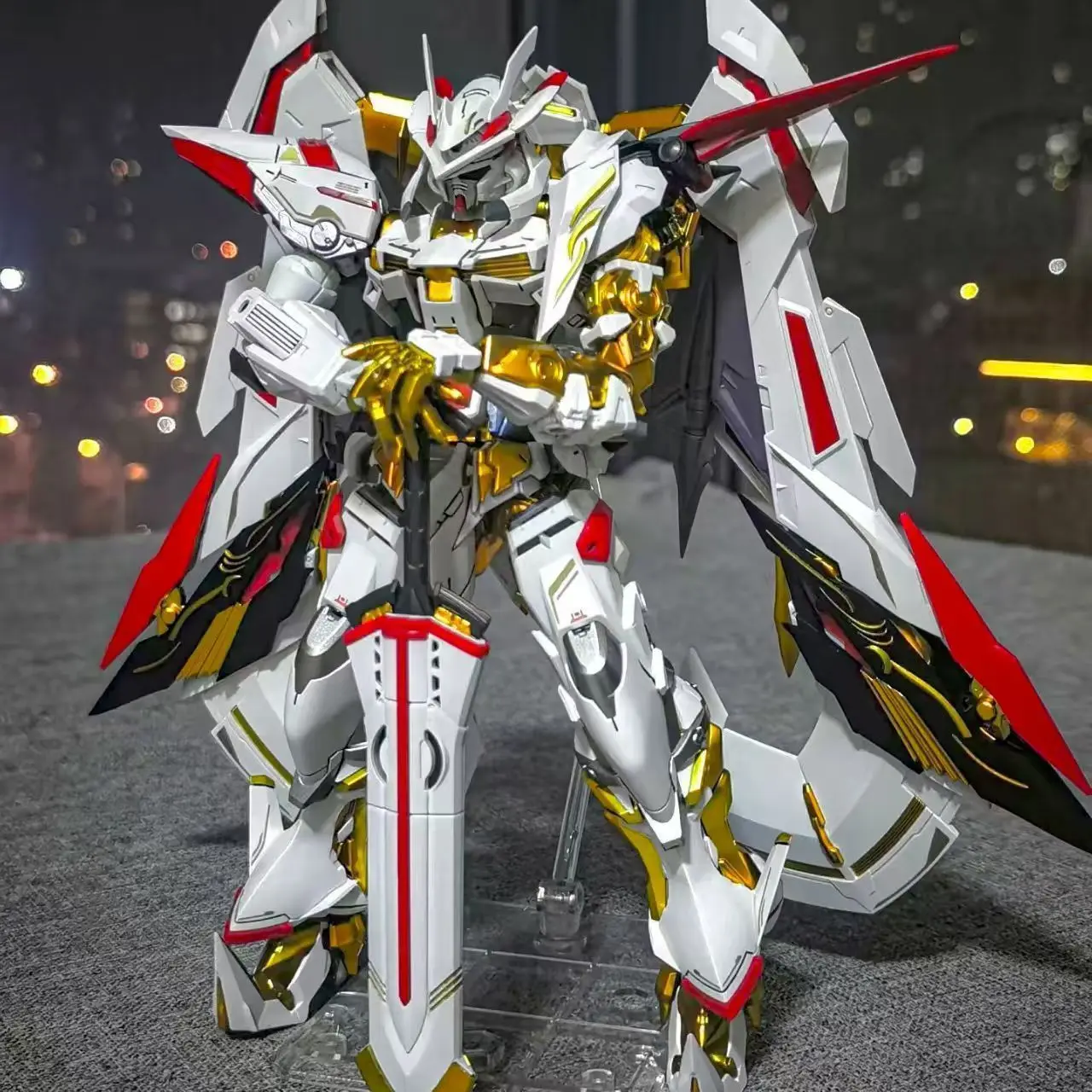 

В наличии: Сборная модель Daban 8826 MG 1/100 Mbf-P01 Astray Gold Frame, аниме-фигурка робота, пластиковая модель, подарки, игрушки