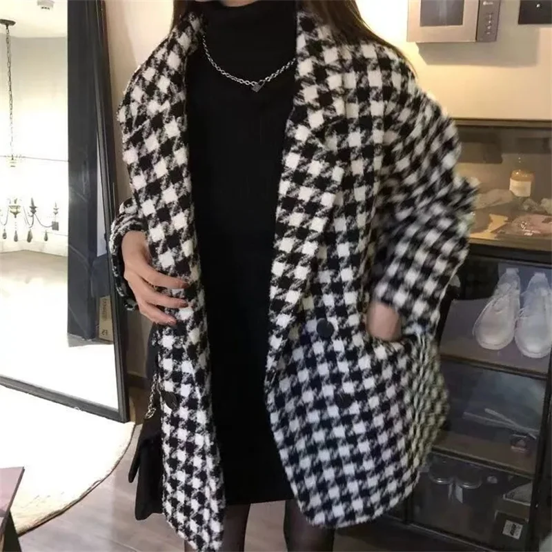 

NEW Autumn Winter Women Plaid Woolen Jacket Korean Loose Thicken Warm Wool Blend Suit Coat Ladies Elegant Large Size Overcoat