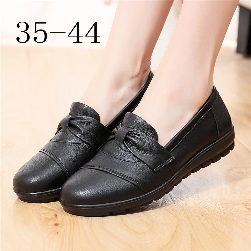 

Large size mother shoes 42 leather soft bottom leather shoes women 41 elderly single shoes old lady flat bottom non-slip women's