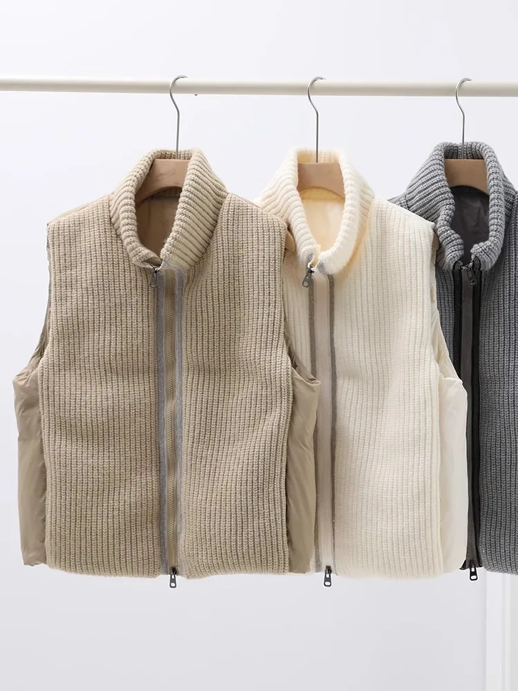 Stand Collar Autumn Winter Warm Sleeveless Jacket Fashionable Top 2026 New High-Quality Women White Duck Down Sweater Vest