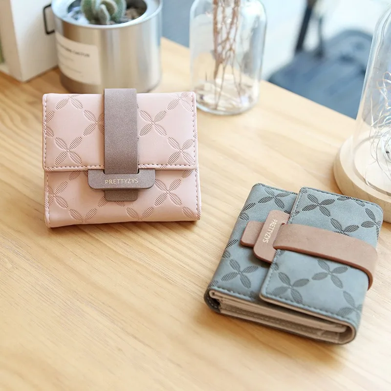 Spring and Summer new women's short purse Korean version printed buckle simple everything folding short women's wallet PU leathe