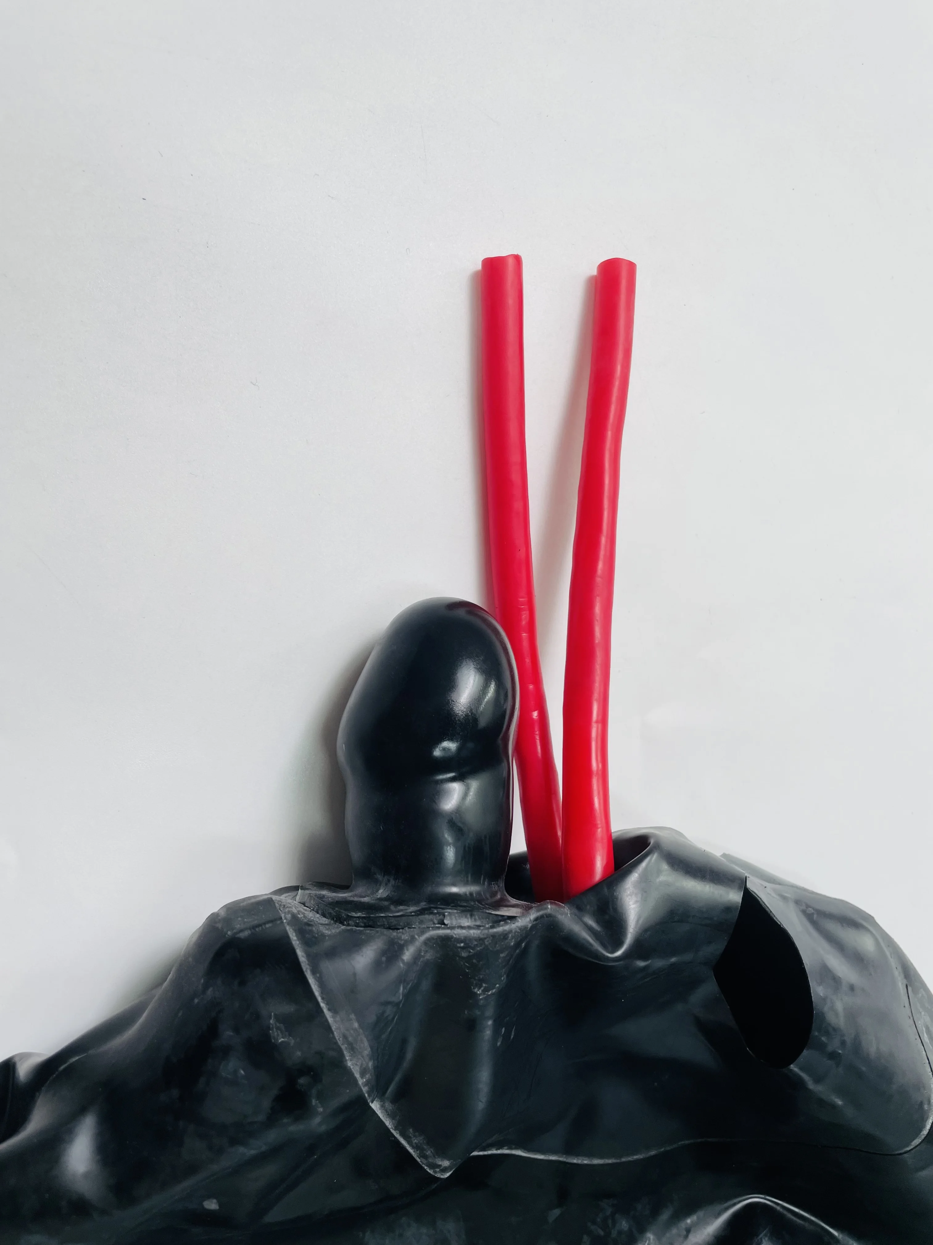 라텍스 구미 마스크, 내부 5cm 시스, 15cm 길이, 코 튜브 오픈 아이