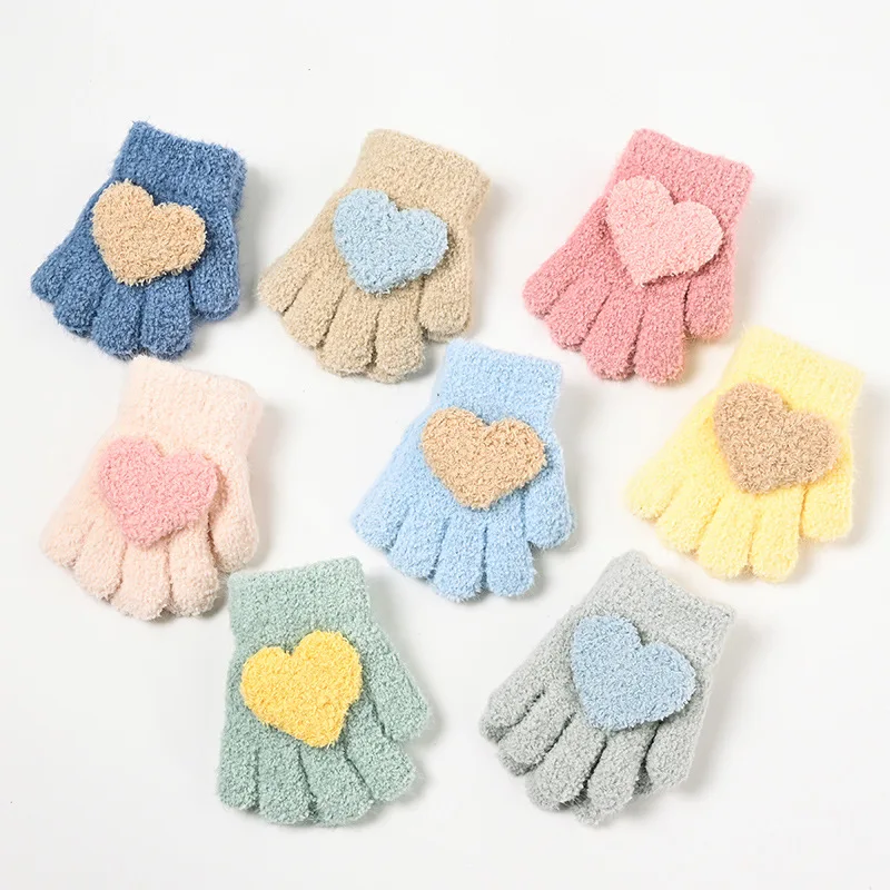 

Winter Fleece Warm Gloves Kids Mittens Outdoor Heart Pattern Cute Gloves For Children Girls Boys 3-5 Years