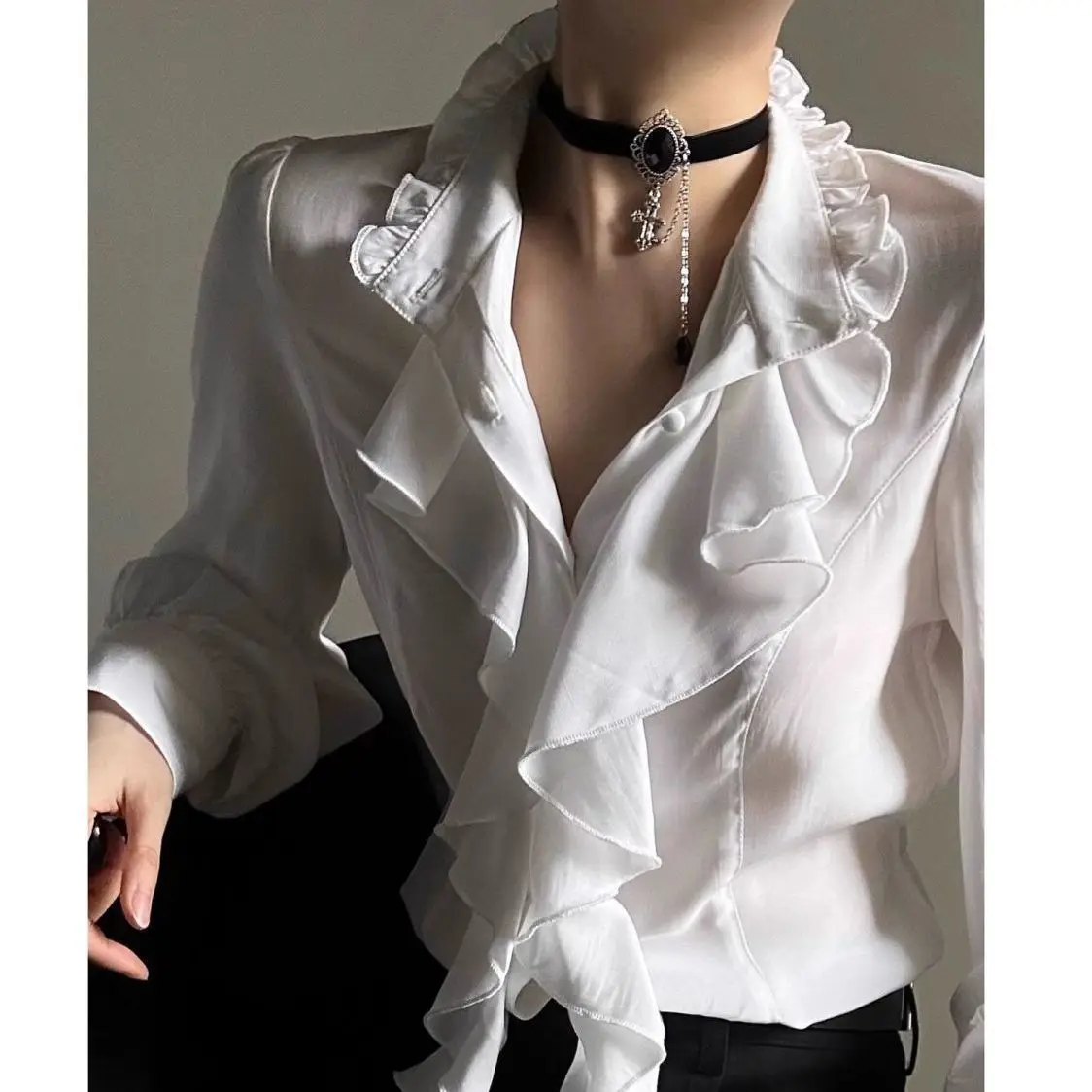 

French Elegant Design Long Sleeve Blouse Women Casual Y2k Crop Top Japanese Vintage T-shirts Evening Party Clothing Chic Tees