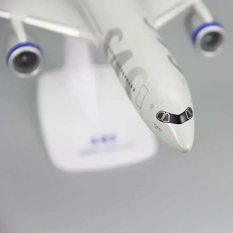 1/200 Scale A350 A350-900 SAS Airline Aircraft Plastic ABS