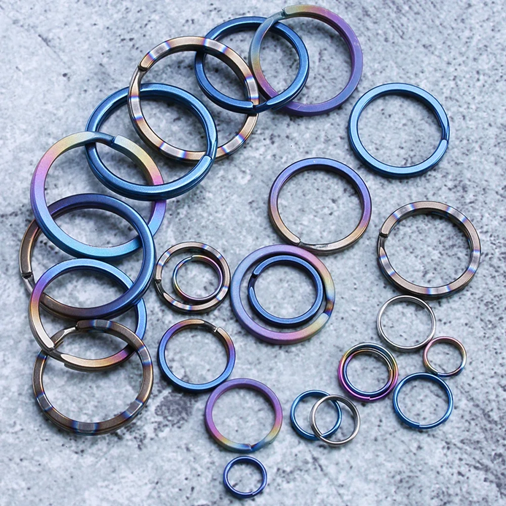 

1/2Pcs Titanium Alloy EDC Key Chain Outdoor Travel Portable Keyring Buckle Key Ring Circle Clip Key Holder Camping Hanging Tools