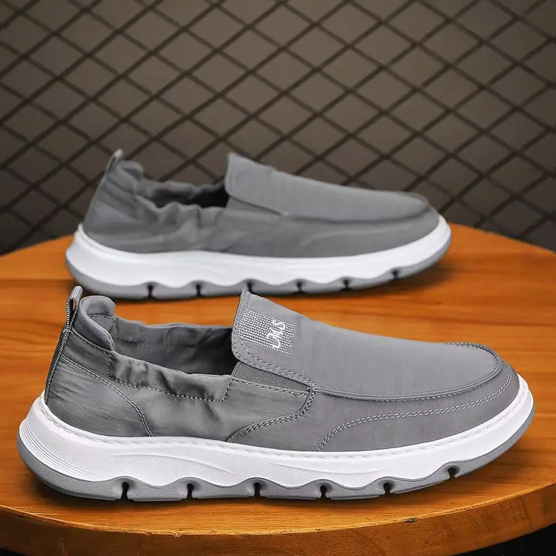 Men's Casual Ice Silk Canvas Driving Shoes - usage example