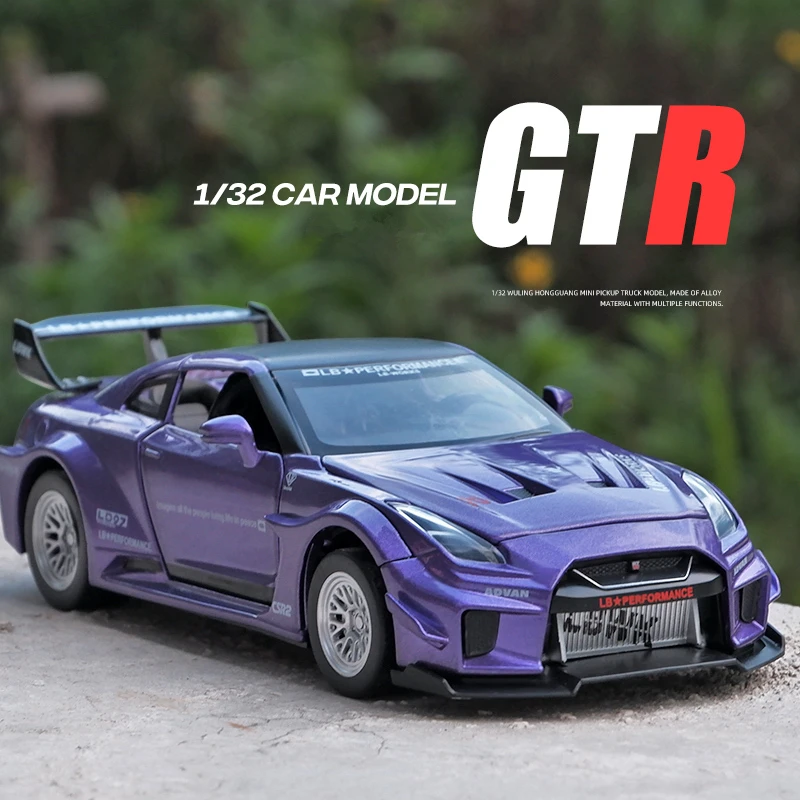 

1:32 Skyline Ares Nissan GTR CSR2 Alloy Sports Car Model Diecast Metal Toy Racing Car Model Simulation Sound and Light Kids Gift