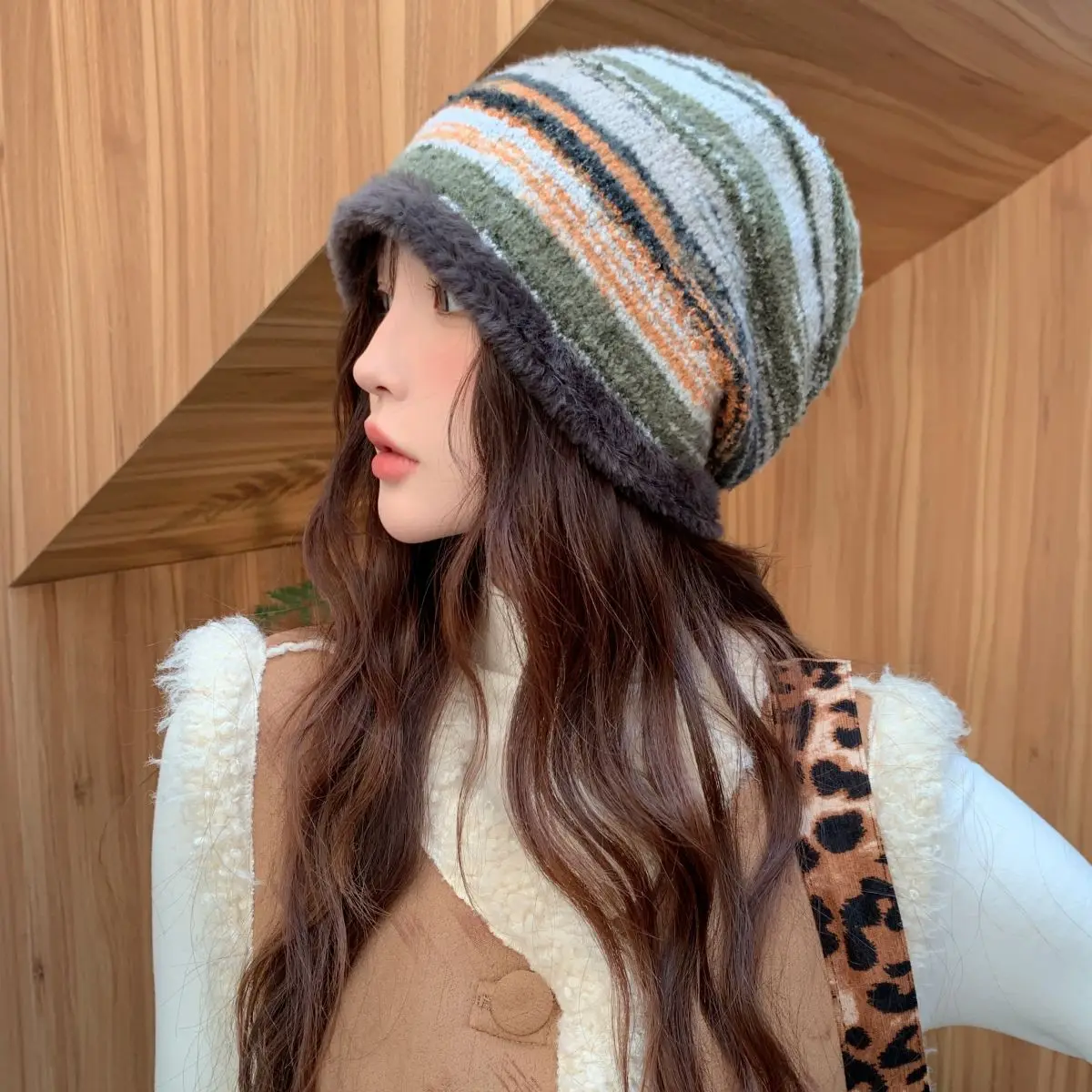 2024 New Mink Velvet Hoody Hat Strap Beanie Hat Women Autumn Winter Warm Knitted Hat Rainbow Colored Stripe Pullover Hat Hoodies