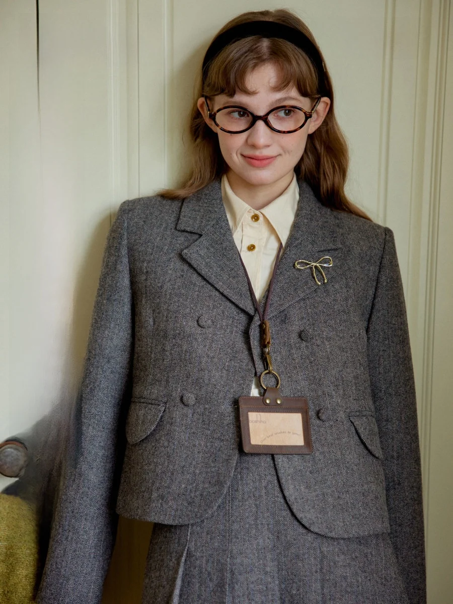 

Новинка! Зимний шерстяной костюм с узором в клетку и плиссированной юбкой, комплект из двух предметов, модный женский ансамбль для взрослых.