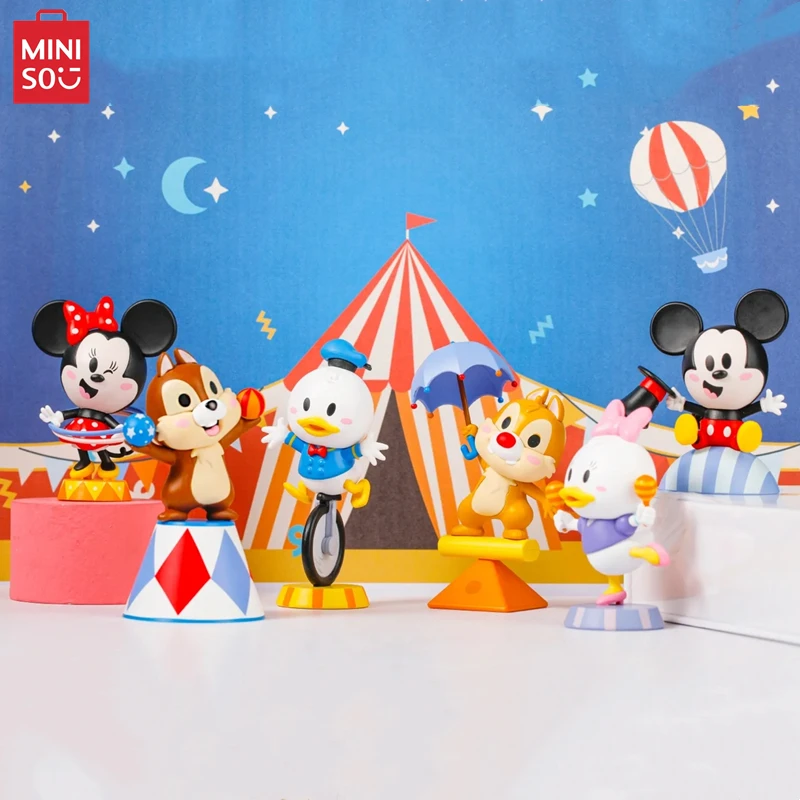 

MINISO Blind Box Disney Mickey Family Circus Series Model Donald Duck Desktop Decoration Ornament Children's Toy Christmas Gift