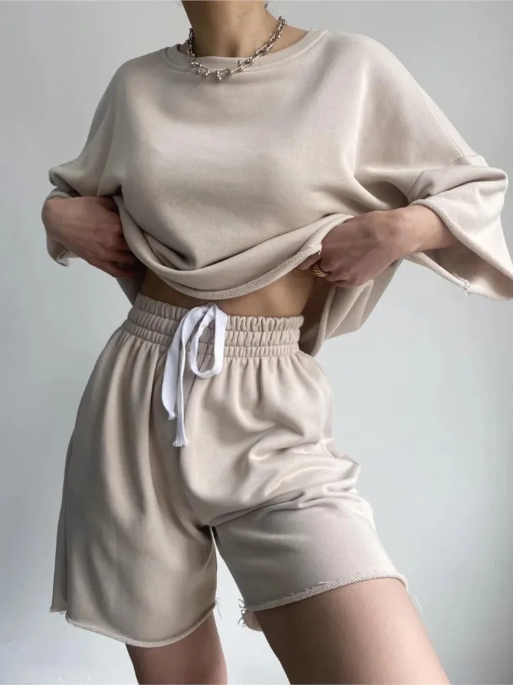 

Fashion Solid Loose Set Lady Casual O Neck Pullover Tops And Shorts Two Piece Sets For Women Summer Sports Womens Clothing New