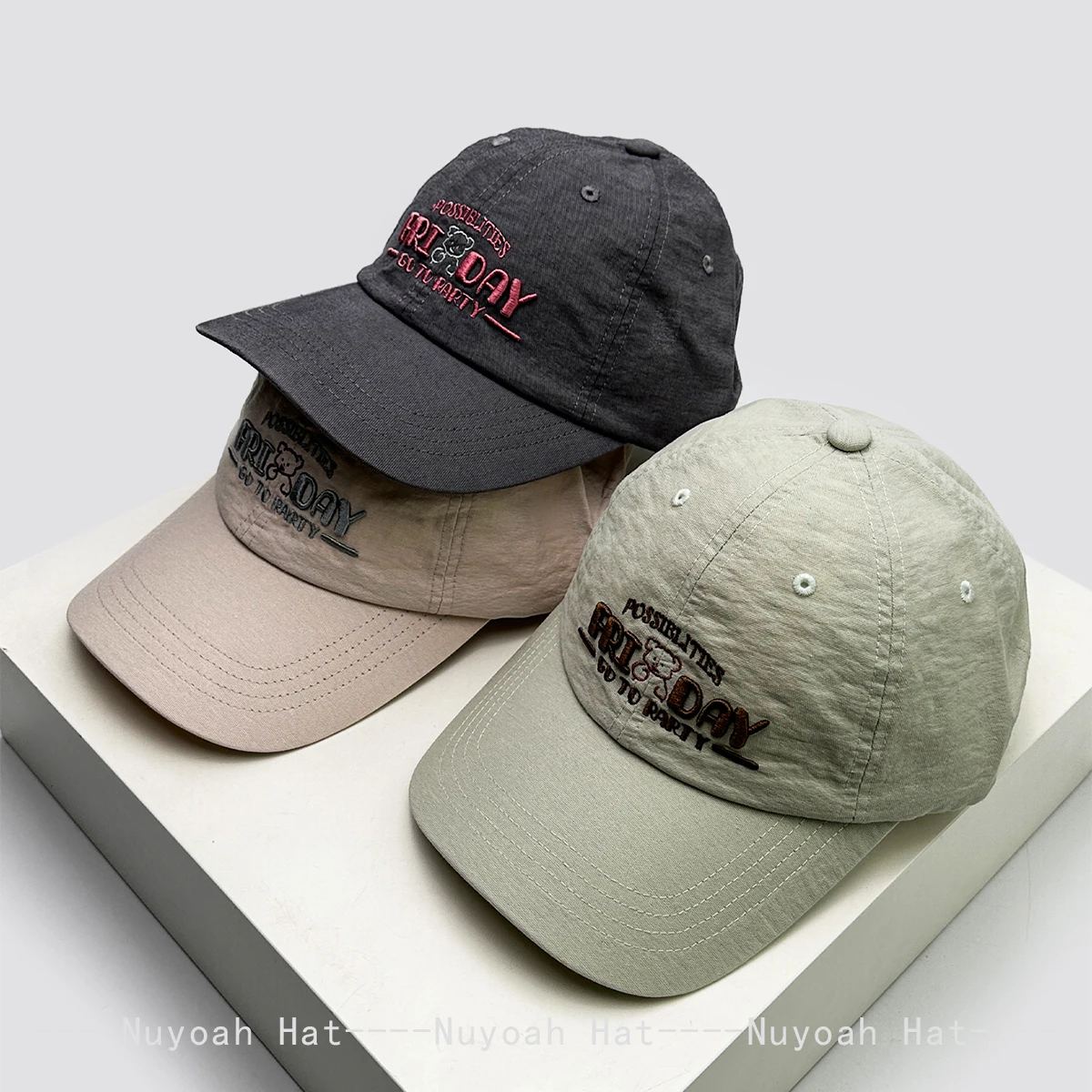 

Новые бейсбольные кепки с вышитыми буквами медвежонка для мужчин и женщин, солнцезащитные кепки, повседневные универсальные корейские фуражки, модные милые кепки