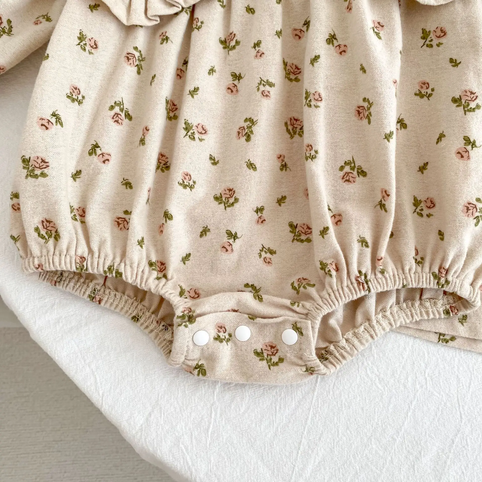 2026 Neue Frühjahrskollektion 0-24M Baby Mädchen Herz-Bodys Langarm Baumwolle Bedruckt Neugeborene Baby Mädchen Strampler Baby Mädchen Kleidung – Detail 17