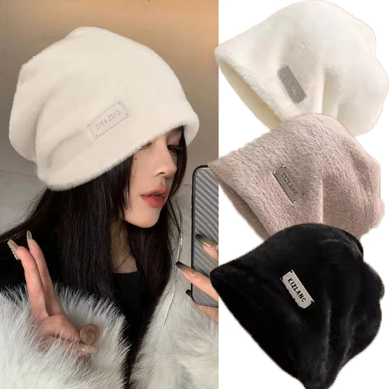 Female Fake Ful Beanie Caps Skullies Warm Hats Autumn and Winter Polyester 58-60cm Plush Metal Label Decoration Loose Stack Cap