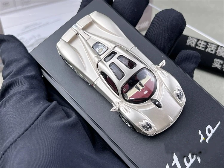 

Модель CM 1: 64 Utopia, шампанское, золотого цвета, литая под давлением модель автомобиля, запасы в коллекции 2025 года, подарок