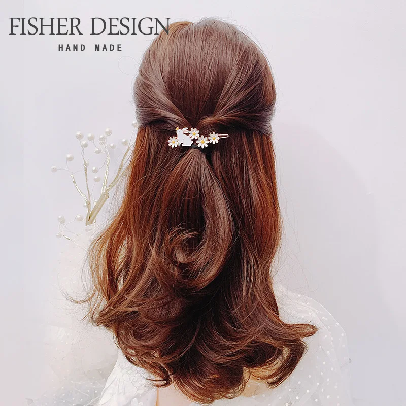 Hair Clip Resin Rabbit Daisy Handmade Sweet Ethereal Mini Barrette for Teen Girls Daily Casual Office Wear