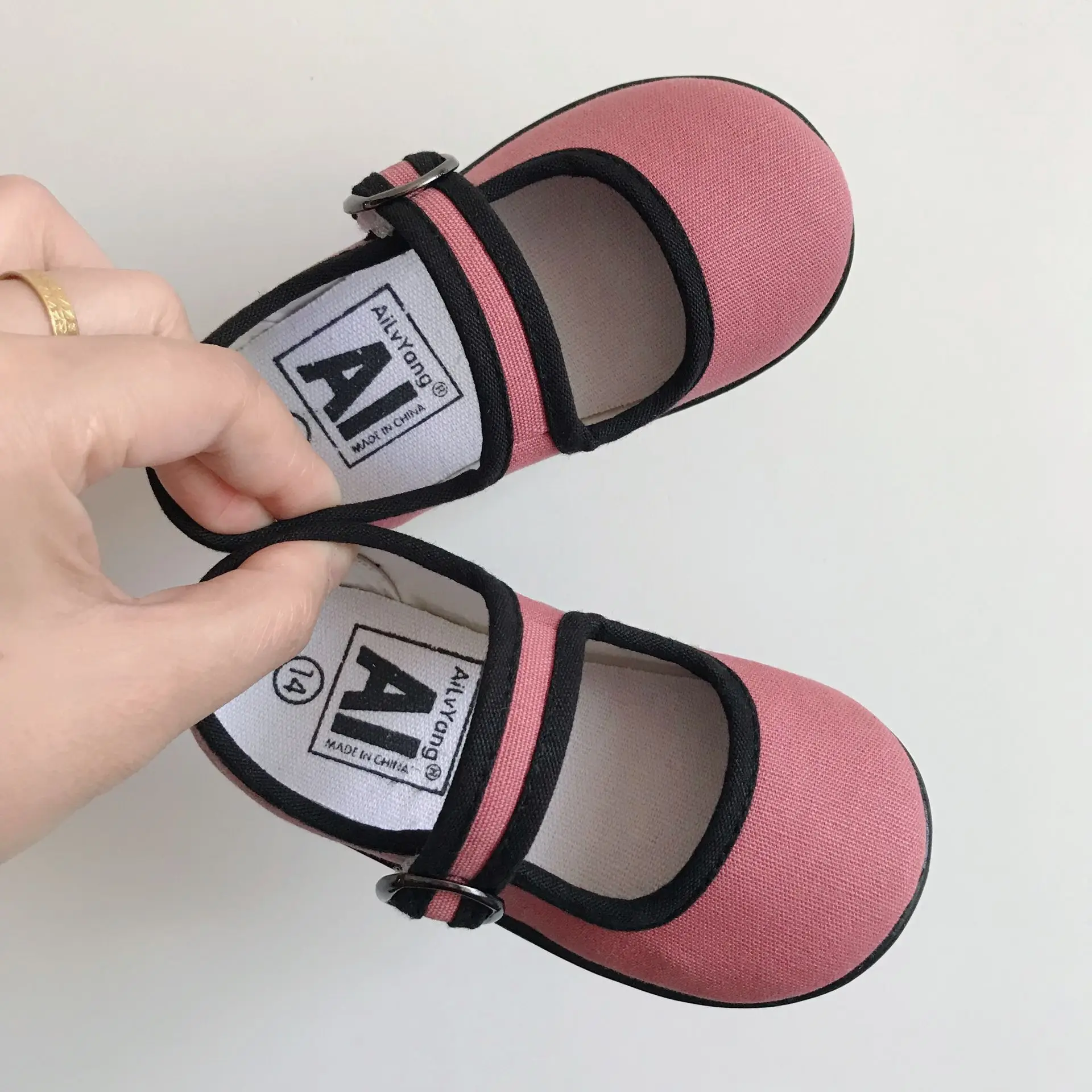 HoneyCherry Frühling Neue Mädchen Weichen Boden Slip-on Schuhe Kindergarten Indoor Quadratischen Mund Baby Leinwand Schuhe – Detail 12