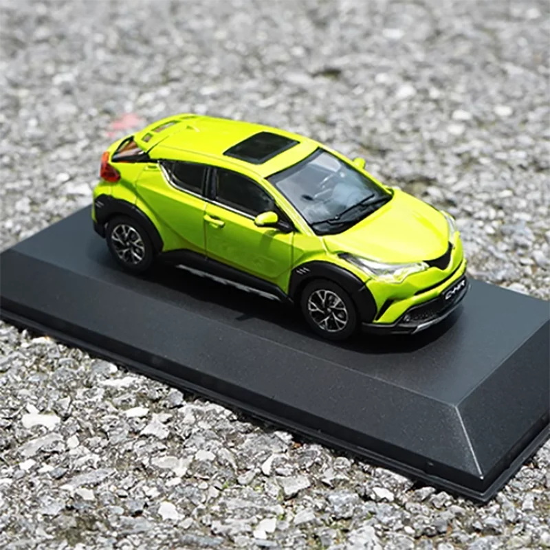 Diecast 1:43 Scale C-HR Alloy Vehicle Model Finished Simulation Collection Decoration Gift Toys Display