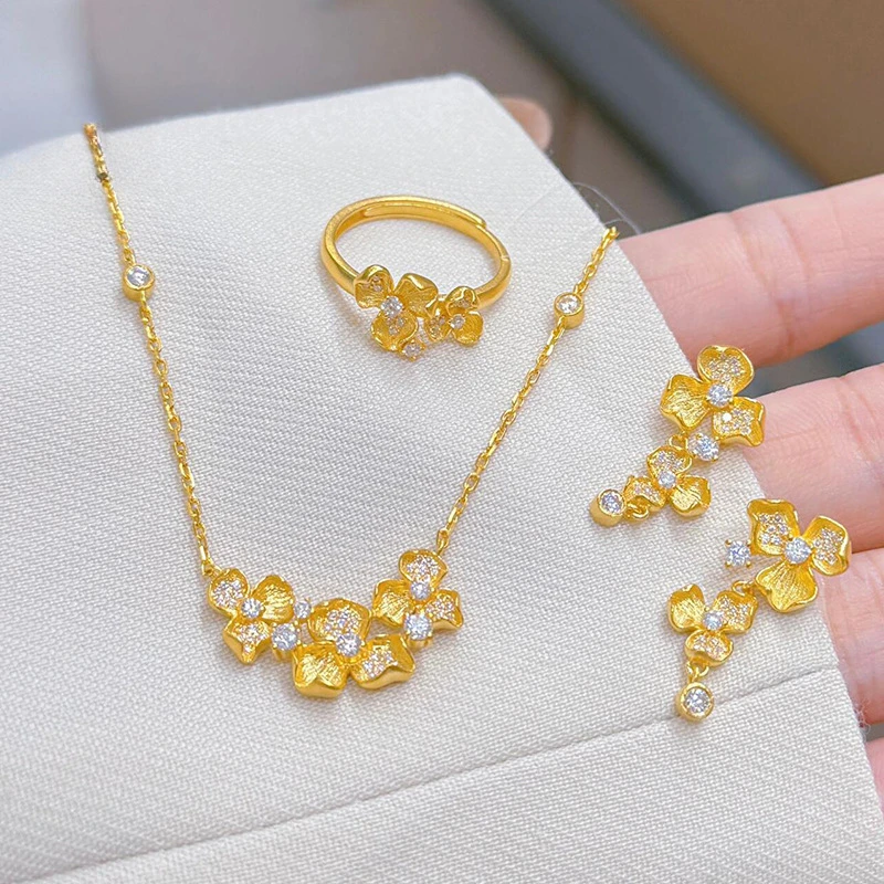 

K18 Gold Color Lucky Flower Zircon Pendant Necklace Chain for Women Chain Luxury Wedding Birthday Party Fine Jewelry Gifts