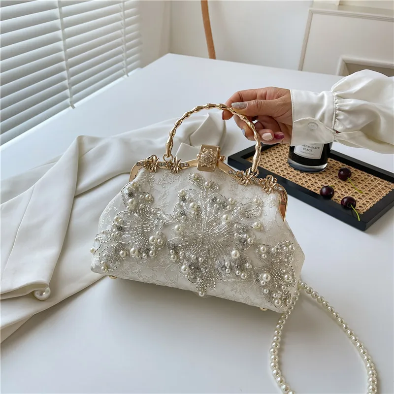 

Wedding Party Women's Clutches Fashion Pearl Beaded Embroider Flower Evening Bag With Metal Handle Handbag Chain Shoulder Bag