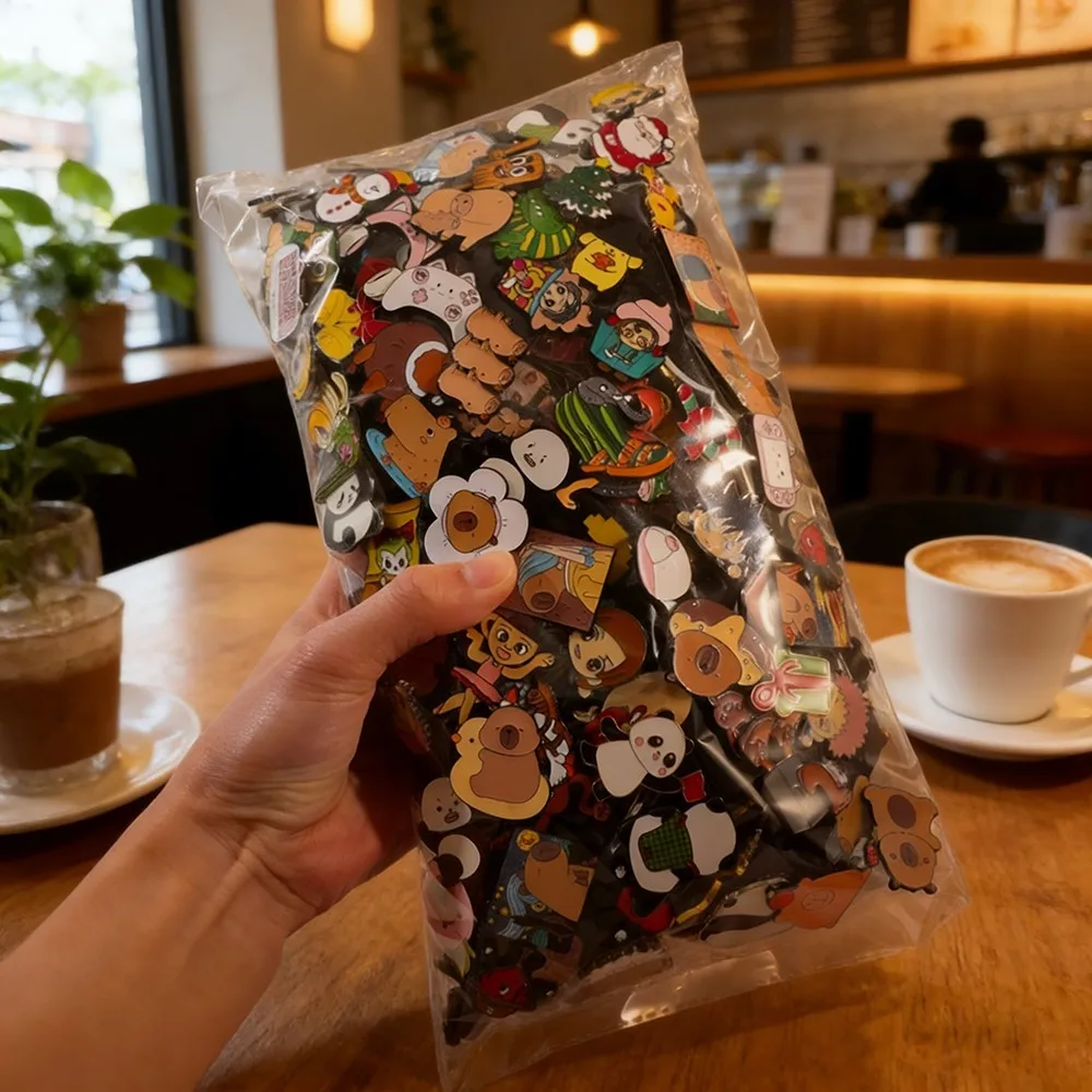 

500 Pcs Enamel Badges Diversity Random Badges Classic Metal Pins for Backpack Clothes Bag Hat Decor Jewelry Accessories Gifts