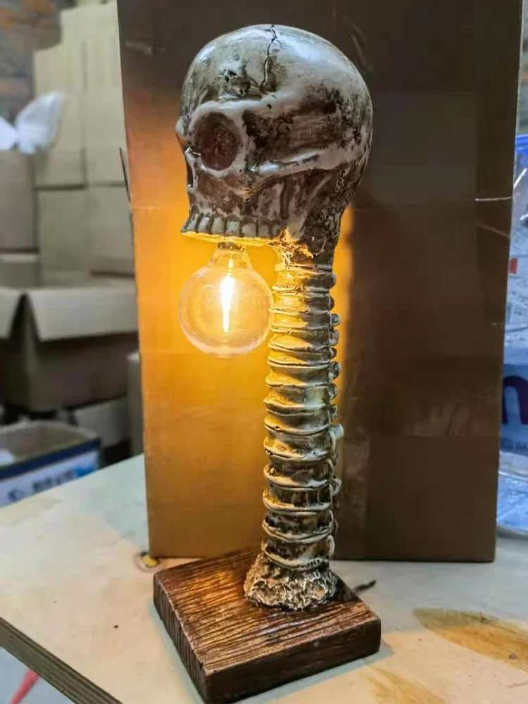 

Medieval Gothic style decoration skull desk lamp night light creative personality resin crafts decorative desktop accessories
