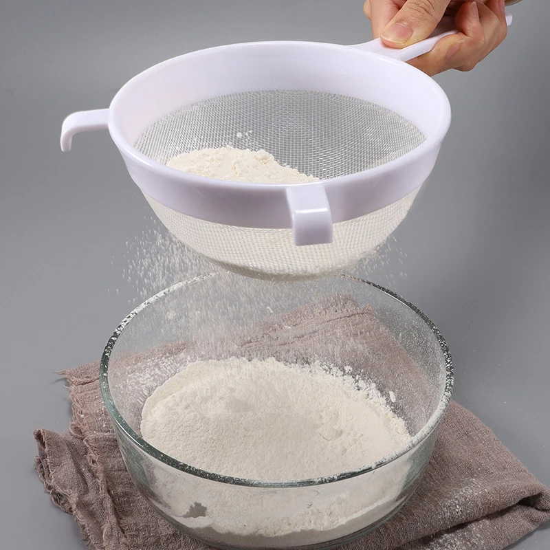 Plastic Fine Mesh Scoop Strainer Colander Flour Sieve With Handle Juice Tea Strainer Kitchen Accessories Handheld Screen Meshes