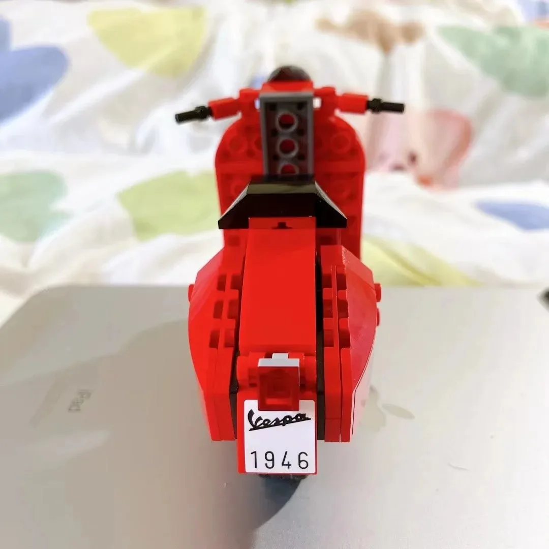New 2022 118pcs Girls Friends Mini Motorcycle Building Block Bricks Compatible Toy for Xmas Children Gift