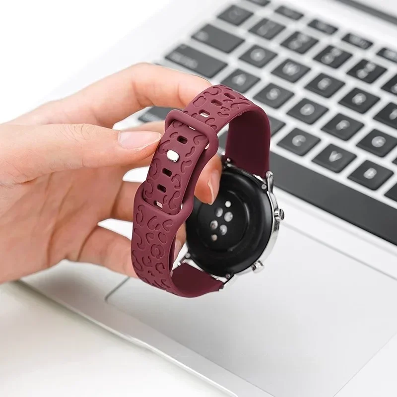 Engraved Band for Samsung Galaxy Watch 7/FE/6/5/5 pro/FE/4 classic Silicone Sport leopard bracelet 20mm Huawei GT 5-4-3-2 Strap