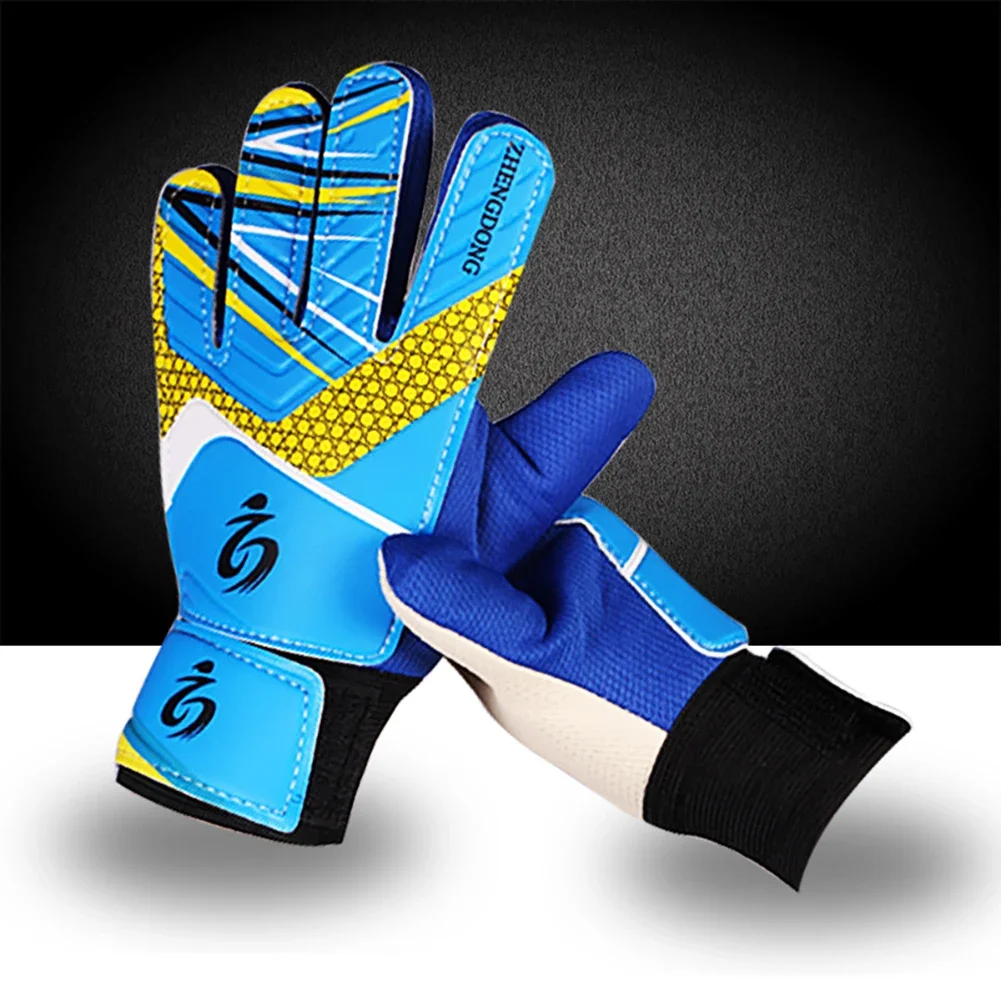 Kid's soccer goalkeeper gloves guantes de portero for children 5-16 years old soft goalkeeper gloves children riding scooters sp