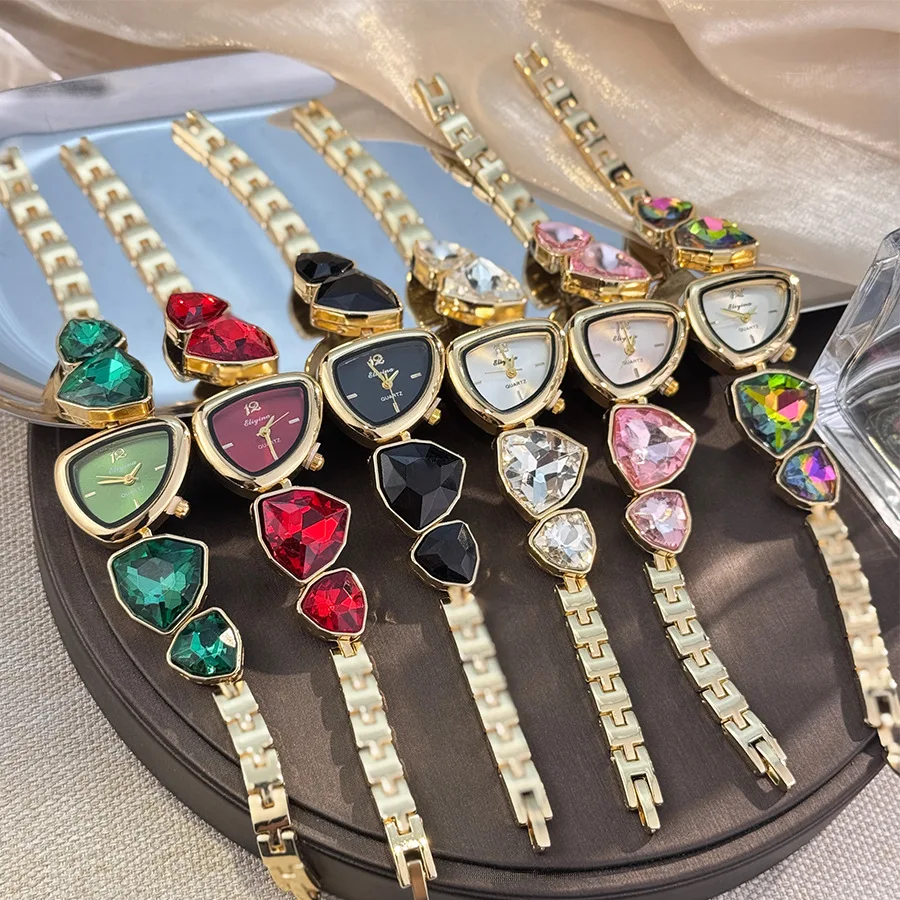 مخطط الألوان الجديد تصميم غير منتظم ساعة ماسية كبيرة خفيفة فاخرة ساعة متخصصة لون الموضة عالية الشعور التجارة الخارجية بالجملة